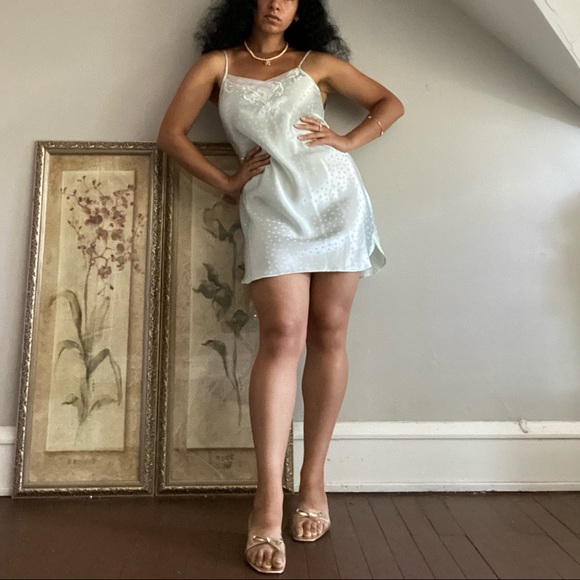 Natori, Vintage Calla Lily Lady Chemise - Picture 2 of 16